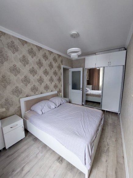 Three-room apartment for sale